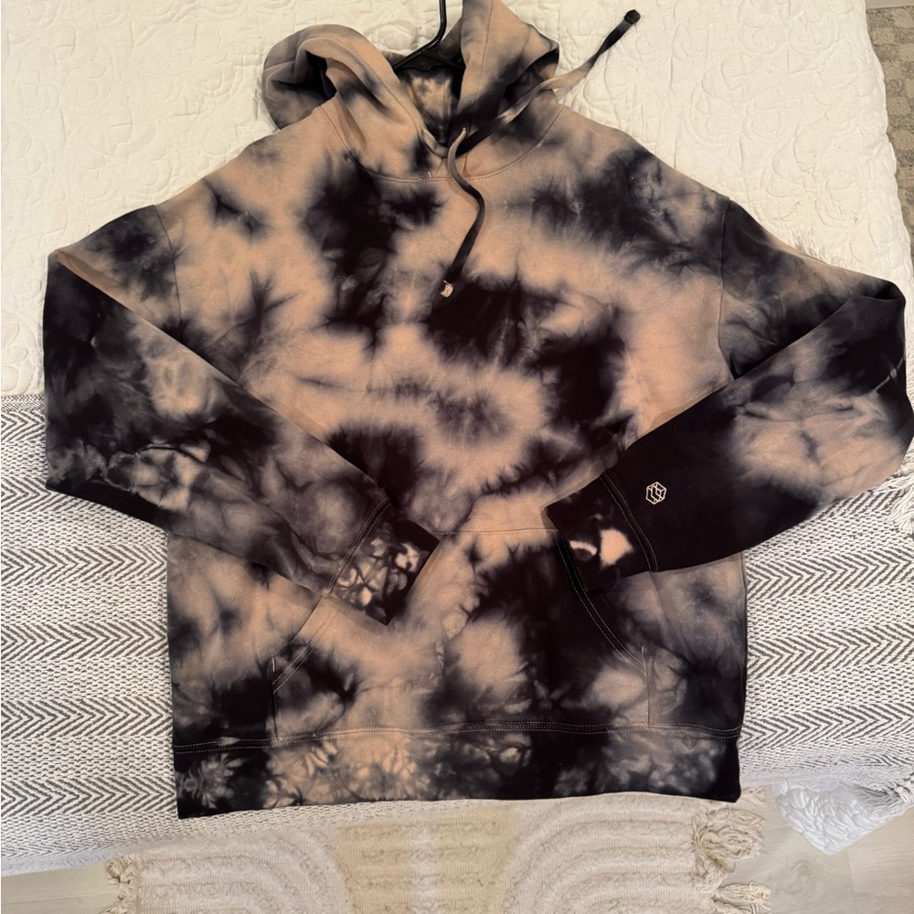 ZUMIEZ TIE-DYE HOODIE